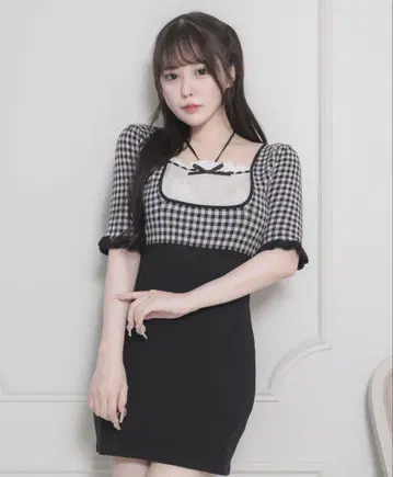 pium 피움 도리 깅엄 니트 원피스