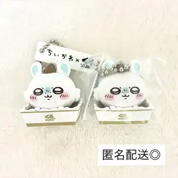 치이카와 쿠라스시 모몽가 피규어 키링 2개 세트