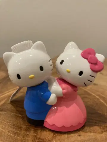 초레어! 레어! 키티 댄스 파티 태엽 완구