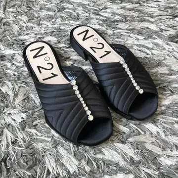 N21