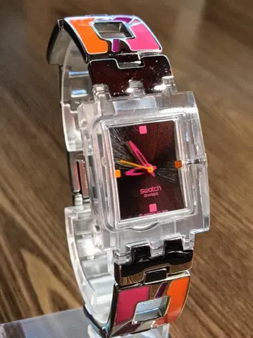 SWATCH HOT BATIK Vintage Square AG 2009