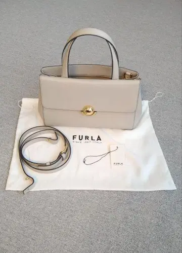 Furla Sfera 토트백 M 베이지