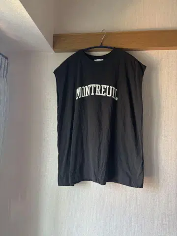 SIMPLICITE 슬리브리스 티셔츠 MONTREUIL