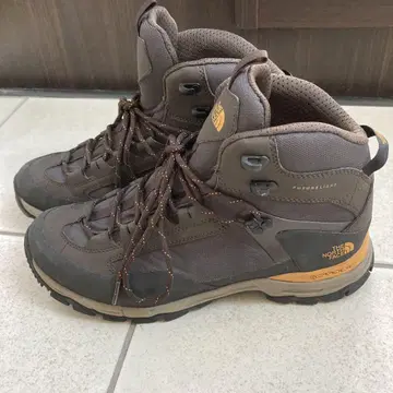 THE NORTH FACE 등산화 브라운 27.5cm