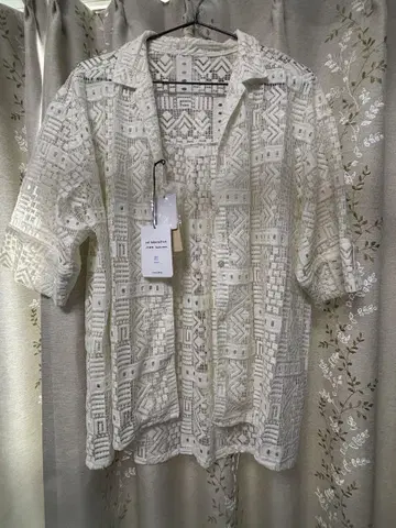 레이스 셔츠