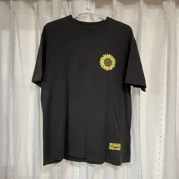 example 해바라기 라운드 로고 티셔츠 XL 사이즈