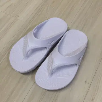 컨디션 최상] 통형 리커버리 샌들 화이트 M 23.5~24cm