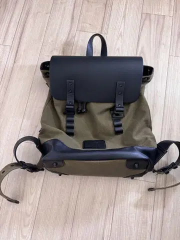 가스톤루가 백팩 카키