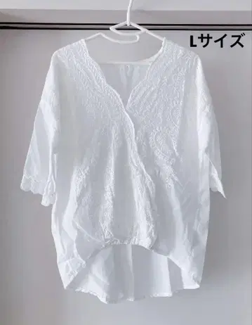 컷워크 레이스 블라우스 자수 화이트 L