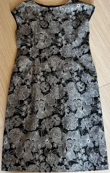 꽃무늬 엘레강트 원피스 블랙
