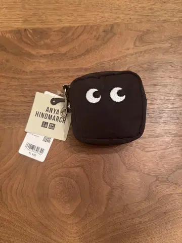새상품 유니클로 ANYA HINDMARCH 아니아 하인드마치 에코백 블랙