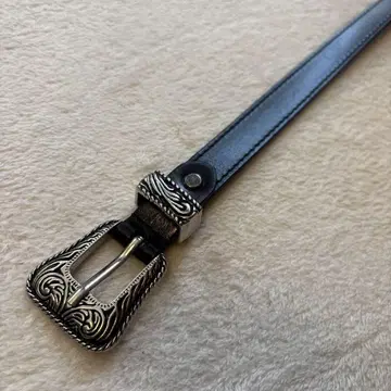 블랙 가죽 벨트