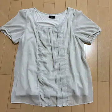 INED 프릴 쉬폰 반팔 탑