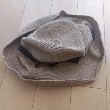 mature ha. 베이지 밀짚모자