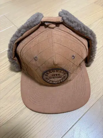 CASTANO 브라운 플라이트 캡 M/L