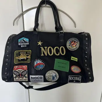 NOCO 패치 부착 블랙 보스턴 백