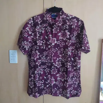 Tommy Bahama 꽃무늬 반팔 셔츠 보라색
