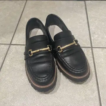 Mazell 블랙 로퍼