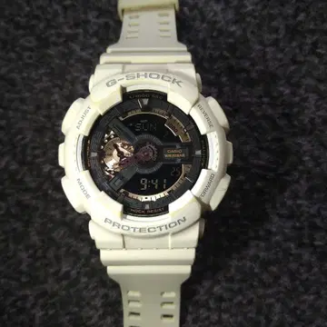 지샥 GA-110 화이트