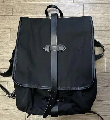 FILSON 틴 크로스 백팩 블랙 [ MADE IN USA ]