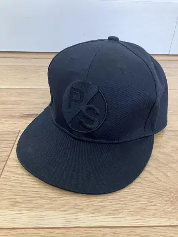 폴스미스 블랙 캡 PS 로고