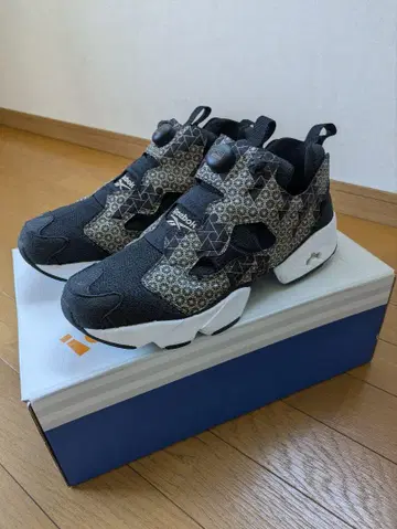 Reebok Instapump Fury 블랙/화이트