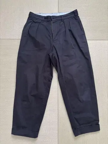BEAMS PLUS 2 플리츠 치노 팬츠 블랙 S 사이즈