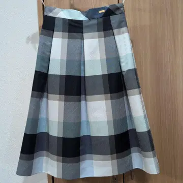 BLUE LABEL CRESTBRIDGE 스커트 38