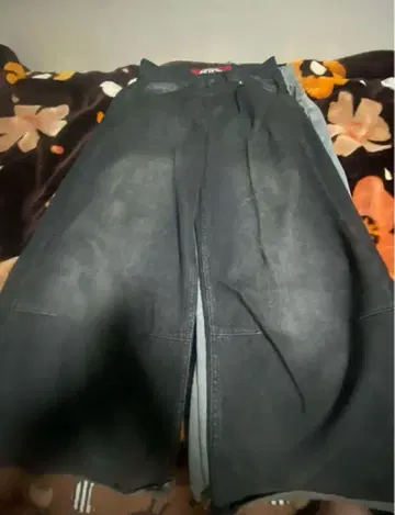 지친 런던 제이 데드 런던