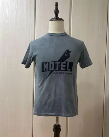 골든구스 모텔 T셔츠