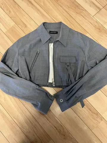 MAISON SPECIAL 크롭 자켓 그레이