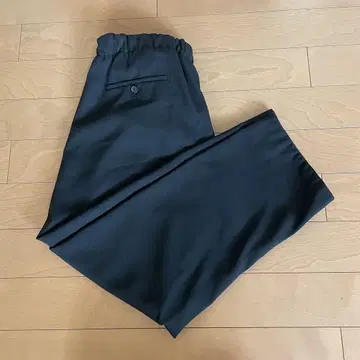 CARUSO 블랙 이지 팬츠 44 정가 약 5만 엔