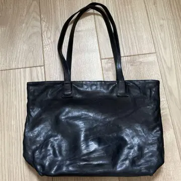 IL BISONTE 블랙 토트백 남녀 공용