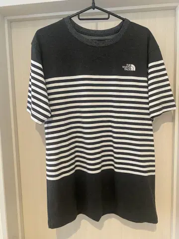 THE NORTH FACE 스트라이프 티셔츠 XL