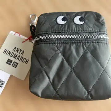 유니클로 ANYA HINDMARCH 에코백 올리브 56