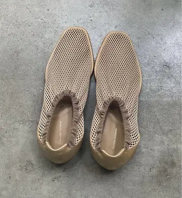 Hender Scheme 핸더 스킴 mesh pumpus 베이지