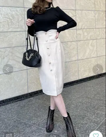 로얄 파티 멀티 버튼 타이트 스커트