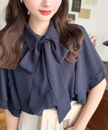 보타이 탈부착 반팔 프릴 셔츠 블라우스