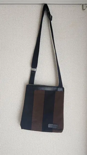 마리메꼬 숄더백