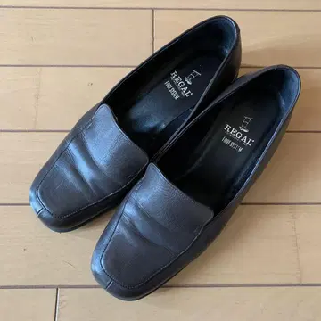 REGAL 로퍼