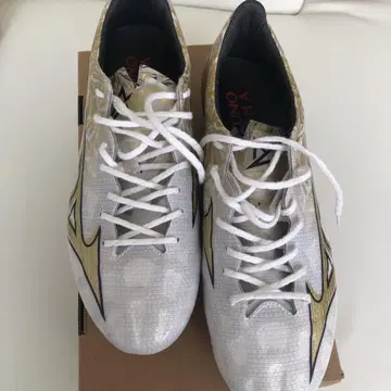 Mizuno Alpha 알파 엘리트 화이트 골드