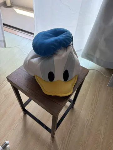 도널드 덕 모자 모양 봉제 인형
