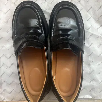 UNIQLC 로퍼 24cm