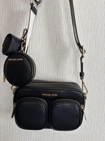 [미사용품] MICHAEL KORS 블랙 숄더백