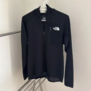 THE NORTH FACE 익스페디션 드라이 도트 후디 블랙 컬러