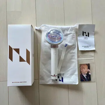 INI 공식 응원봉