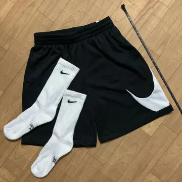 나이키 숏 팬츠 L 삭스 23~25cm 블랙&화이트 2종