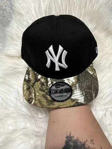 NY 스냅백 캡