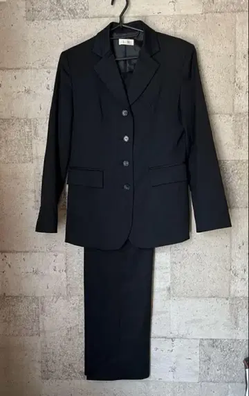 LR 여성용 수트 블랙 9AR(M 상당)