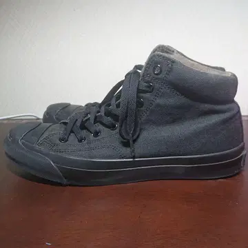 Jack Purcell 블랙 미들 컷 스니커즈 8.5인치